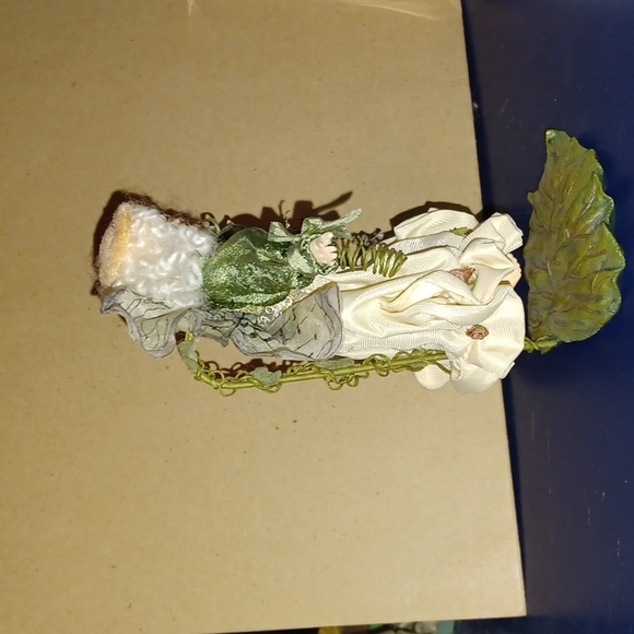 A Boyds 2001 Fairy/Angel 😇 - Picture 8 of 9